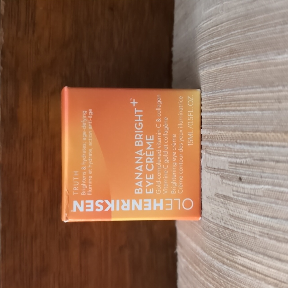 ✨SOLD OUT✨ BNIP Ole Henriksen Banana Bright Eye Cream